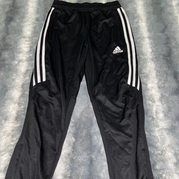 ✨𝙰𝚍𝚒𝚍𝚊𝚜 𝚃𝚛𝚊𝚌𝚔 𝙿𝚊𝚗𝚝𝚜✨ - Picture 2 of 2